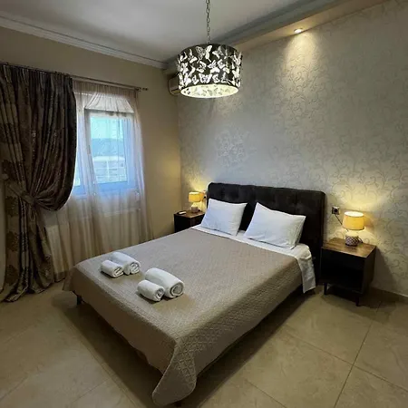 Апартаменты Gerasimos Dream House - 7 Minutes From The Airport Lakithra