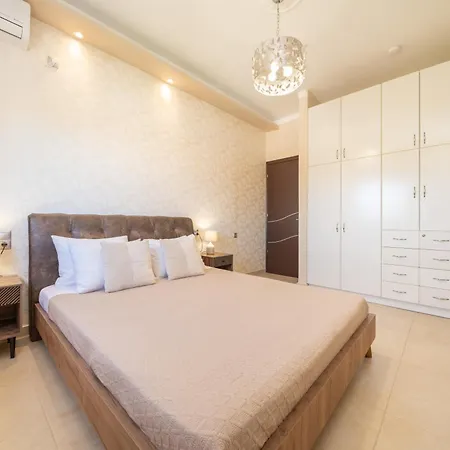 Gerasimos Dream House - 7 Minutes From The Airport Lakíthra