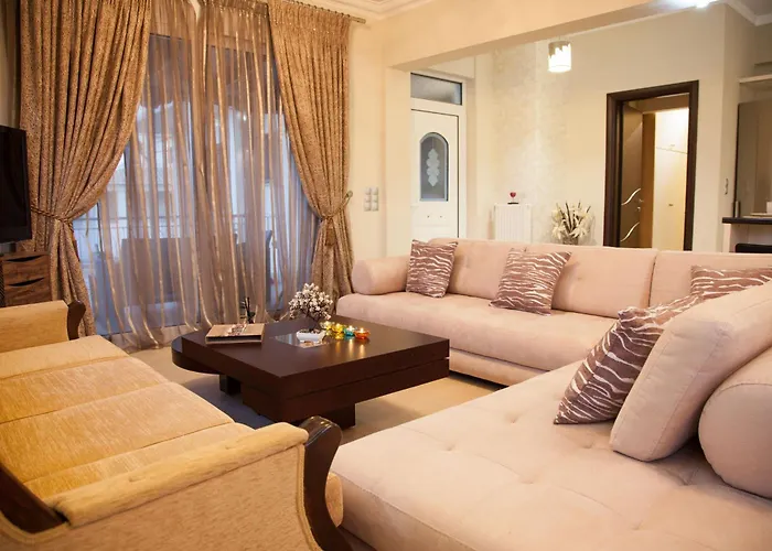 Gerasimos Dream House - 7 Minutes From The Airport *