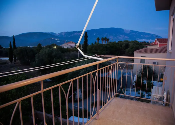 Gerasimos Dream House - 7 Minutes From The Airport Διαμέρισμα Λακήθρα